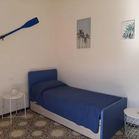 Nel Blu Marina dʼAndora